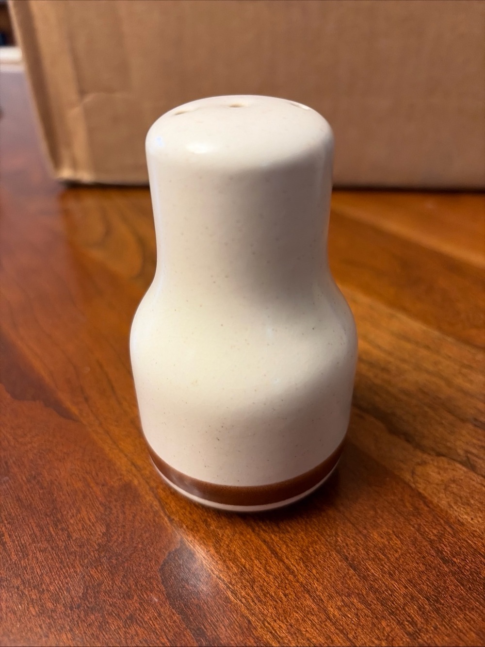 Salt shaker Speckled Cream Ceramic with Brown Band missing bottle stopper